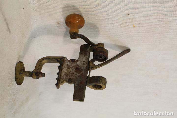 Militaria: carga cartuchos antiguo - Foto 6