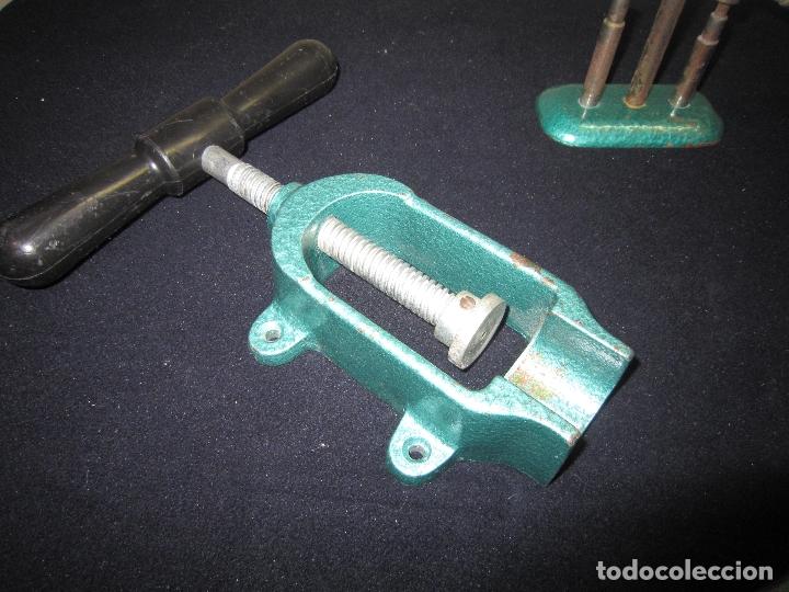 Militaria: LOTE DE &Uacute;TILES DE RECARGA - Foto 4