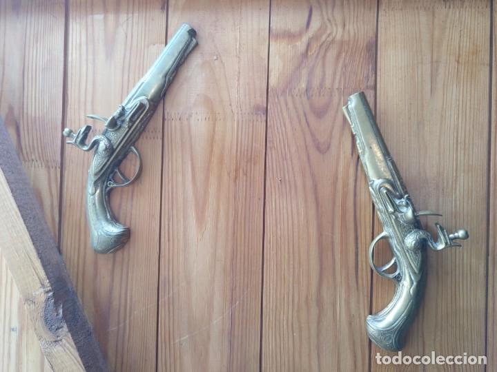 Militaria: 2 medias pistolas de bronce - Foto 5