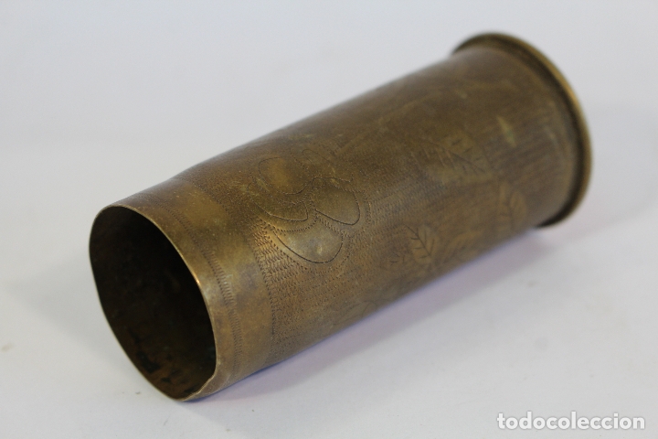 Militaria: vaina de lat&oacute;n repujado 37 - 85 - Foto 3