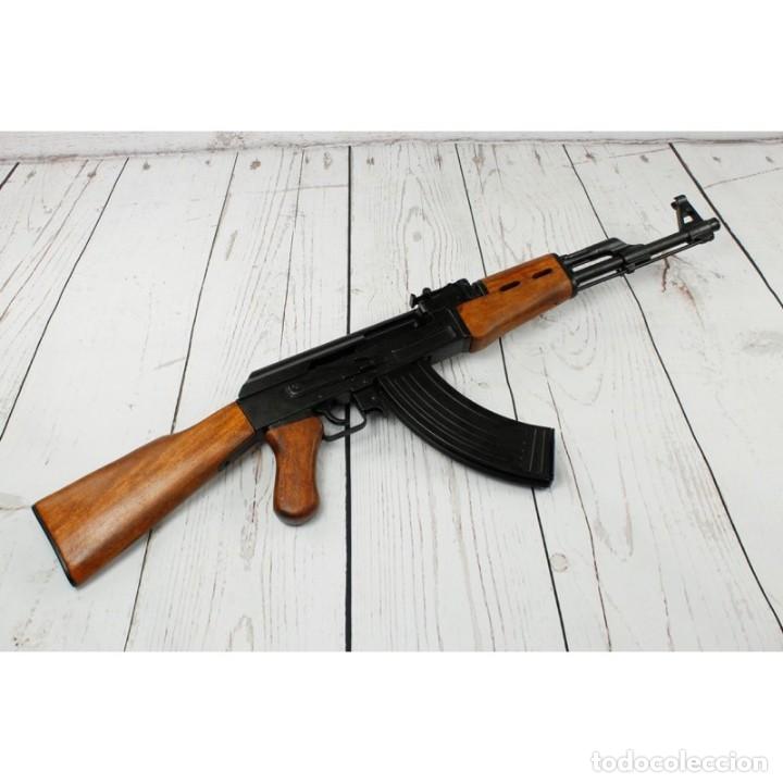 Militaria: Fusil AK-47 R&eacute;plica - Foto 1
