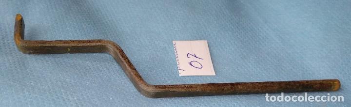 Militaria: copia palanca granada sifon - Foto 2