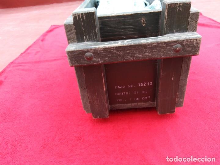 Militaria: Caja de madera - Foto 2