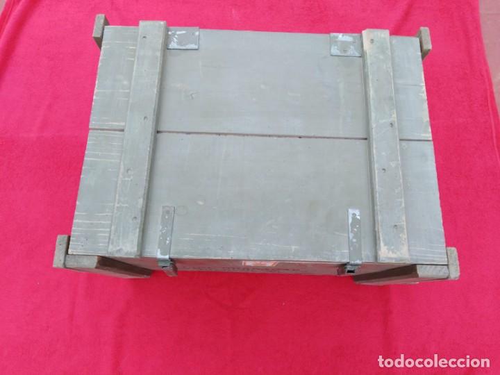 Militaria: Caja de granadas - Foto 6