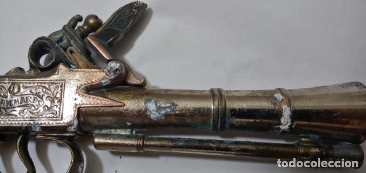 Militaria: Réplica de pistola L. Richards nº 6 y regalo también réplica, una daga. - Foto 5 - 252361565