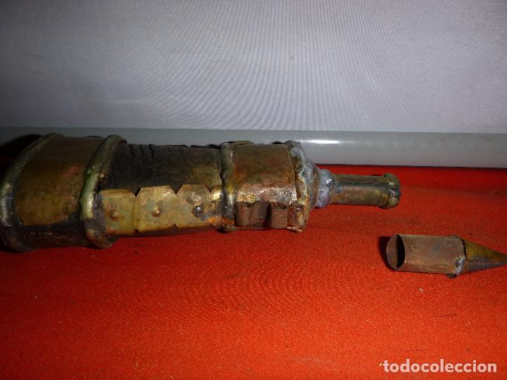 Militaria: POLVORERA DE ASTA DE TORO Y HOJALATA - Foto 4