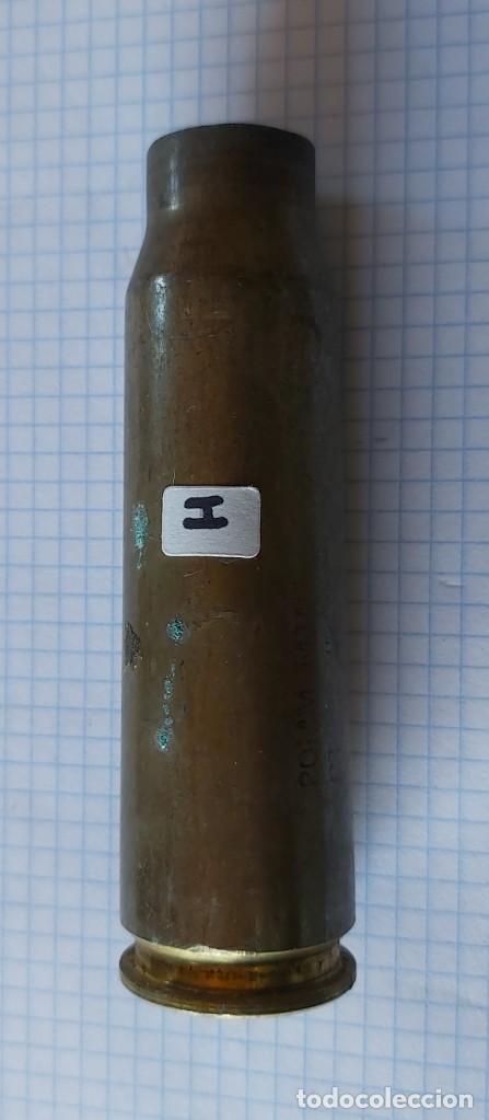 Militaria: Vaina de lat&oacute;n de 20 mm, INERTE - Foto 1