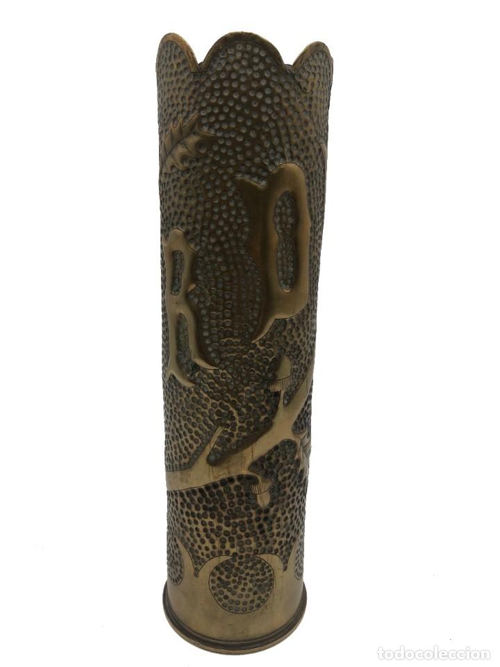 Militaria: ANTIGUA VAINA TALLADA 75 DEC - Foto 1