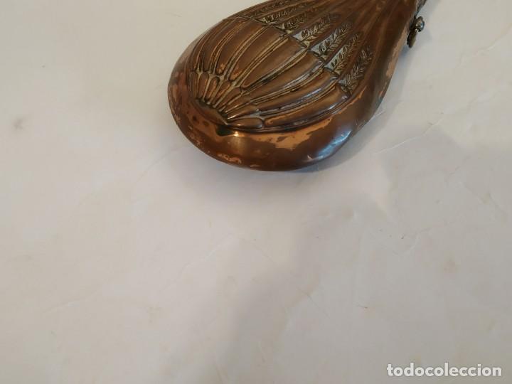 Militaria: Polvorera laton XIX - Foto 3