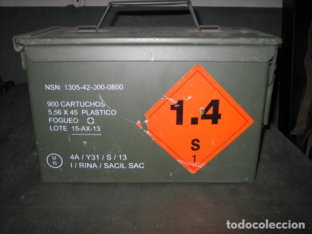 Militaria: Caja metalica de municion ejercito. - Foto 1