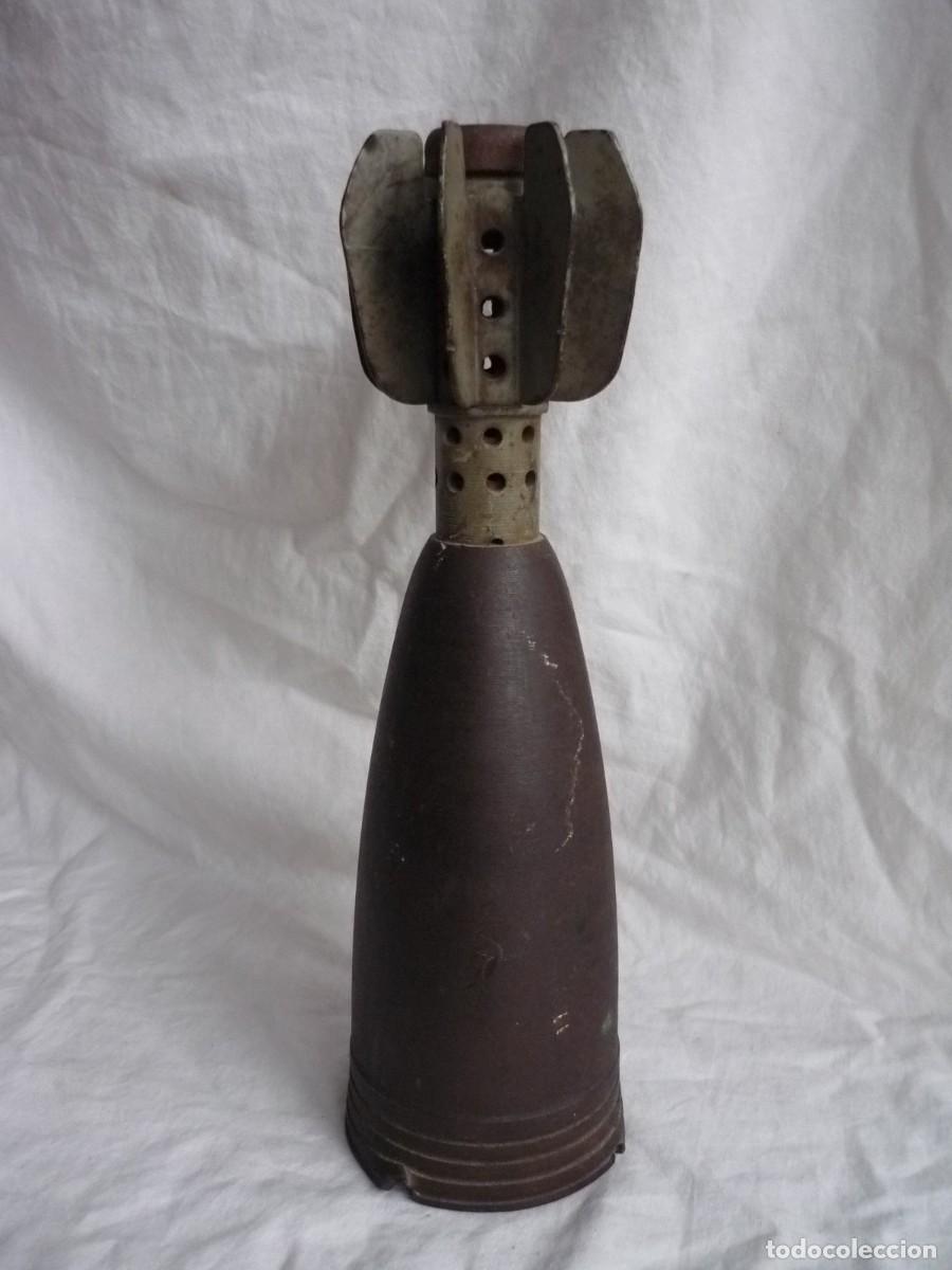 Militaria: Parte trasera de bomba de hierro inerte - Foto 2