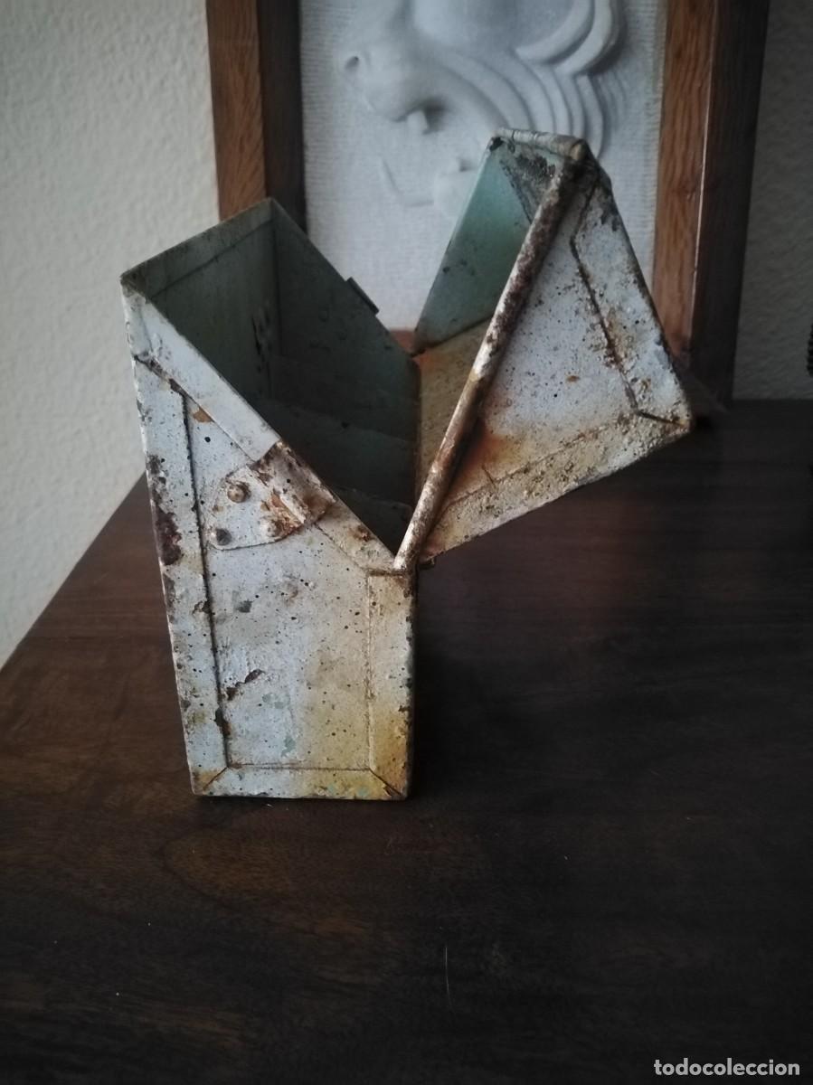 Militaria: Antigua Caja de municiones. Peque&ntilde;a. - Foto 10
