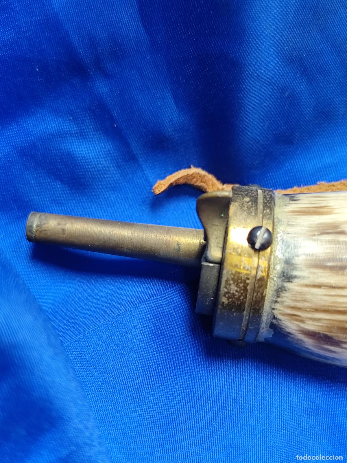 Militaria: antigua polvorera asta - Foto 10