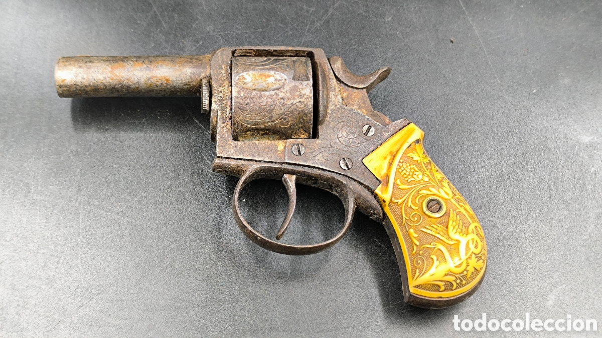 Military Antiques: Rev&oacute;lver Bulldog belga de bolsillo. Lieja, siglo XIX