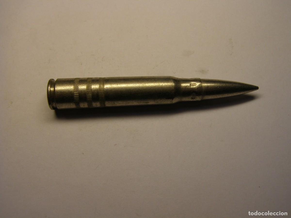 Militaria: Cartucho inerte, calibre 7.92 X 57 Mauser, de instrucci&oacute;n, Espa&ntilde;a. Inerte.