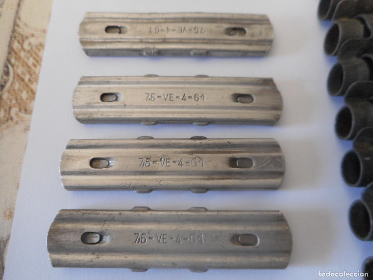 Militaria: lote de eslabones y peines - Foto 7