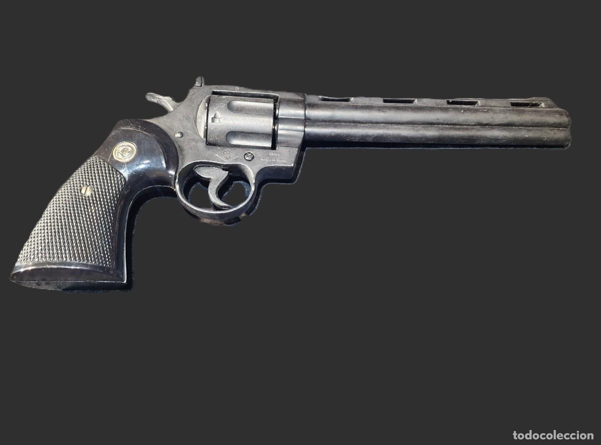 Militaria: Revolver Colt Python negra 16382 - Foto 1
