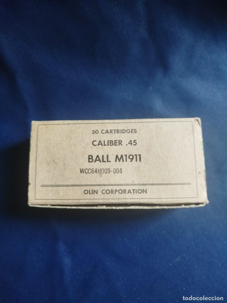 Militaria: Caja de 50 cartuchos de munici&oacute;n americana, calibre 45