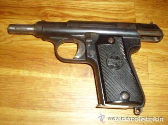 Militaria: Pistola Astra 3000 calibre 9 corto 380 ACP, inutilizada