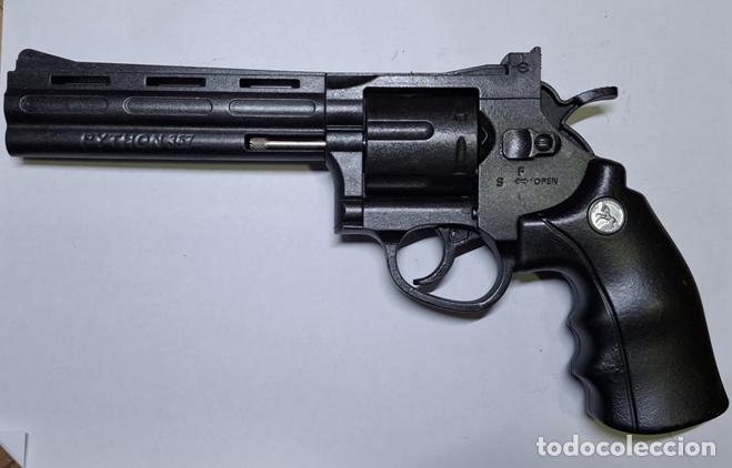 Militaria: R&eacute;plica Colt Python .357 4,5 PUL. Aspecto metalizado.En pl&aacute;stico ABS. - Foto 1