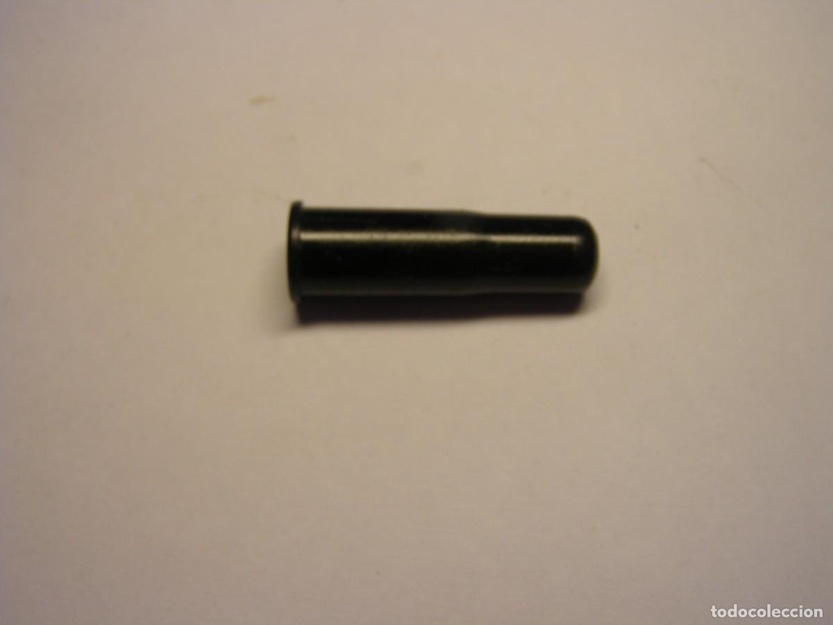 Militaria: Cartucho INERTE de fogueo o salvas calibre 44-40 WIN., para cine o espect&aacute;culos.