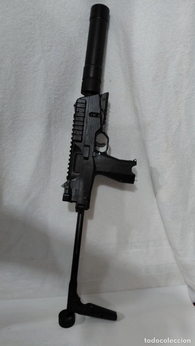 Militaria: GAMO M9 Bolt Co2. 4.5 mm