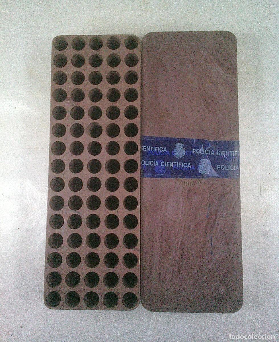 Militaria: CAJA DE PLASTICO PARA MUNICION DE 75 CARTUCHOS USADA POR LA POLICIA CIENTIFICA