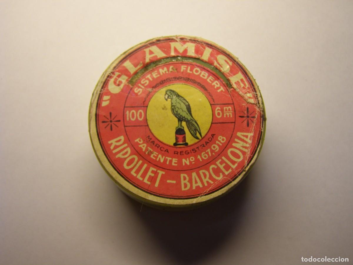 Militaria: Vieja caja vacia para cartuchos flovert 6 mm. Glamise, Ripollet, Barcelona.