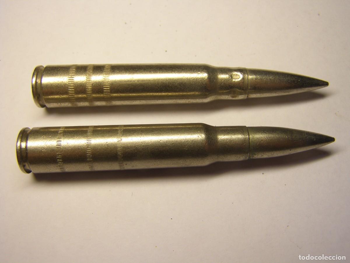 Militaria: 2 cartuchos de calibre 7.92 x 57 mm. Mauser, de instrucci&oacute;n, INERTES. Toledo y Palencia.