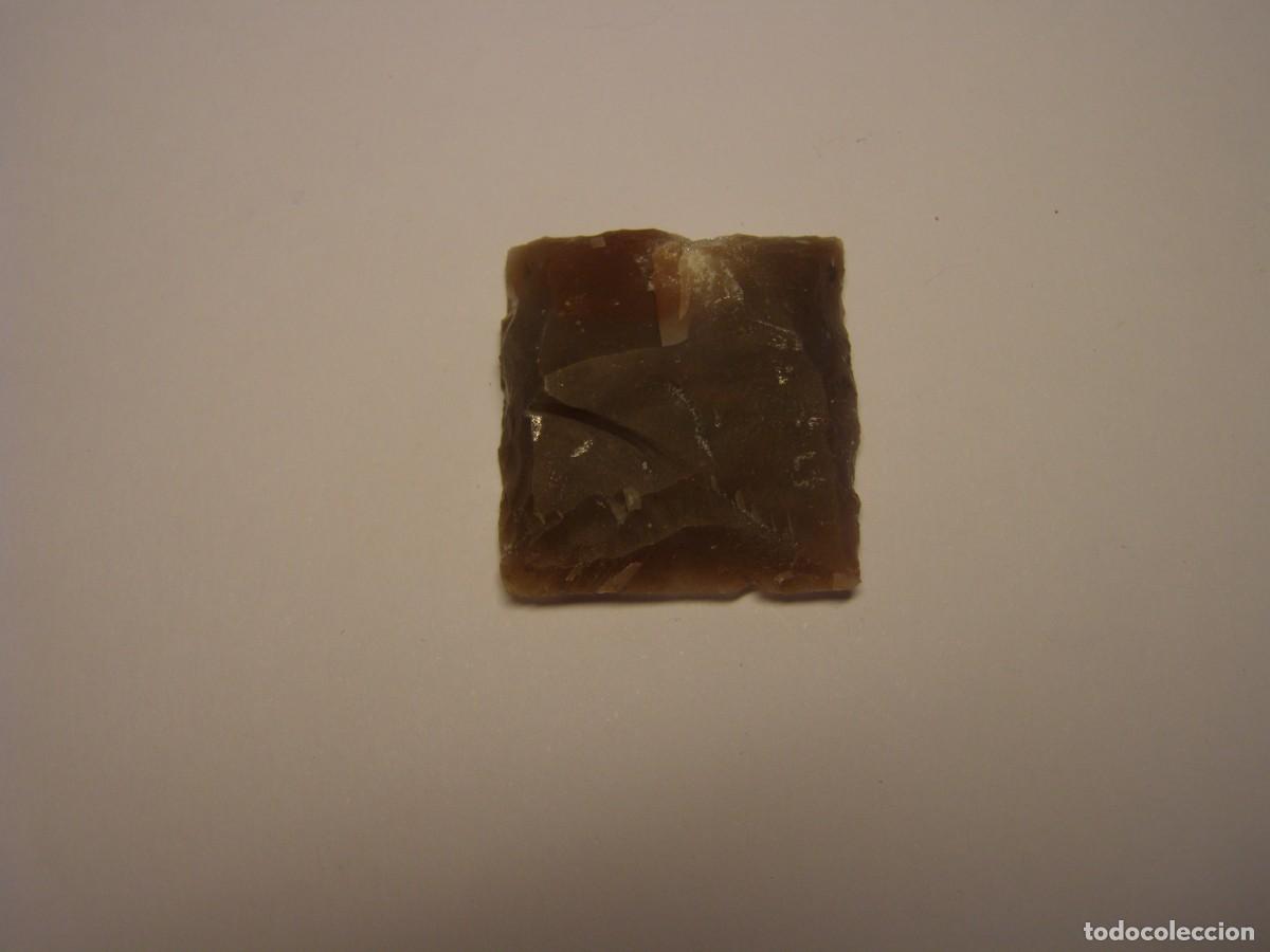 Militaria: Pedernal, s&iacute;lex de arma de avancarga, tiro y recreaci&oacute;n hist&oacute;rica. Gun flint. Pierre a fusil