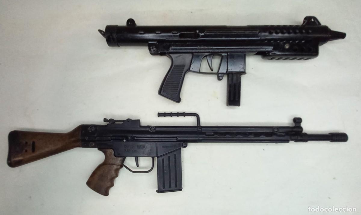 Militaria: RECUERDO MILITAR - CETME , mod. A-2 y SUBFUSIL STAR , mod. Z-45