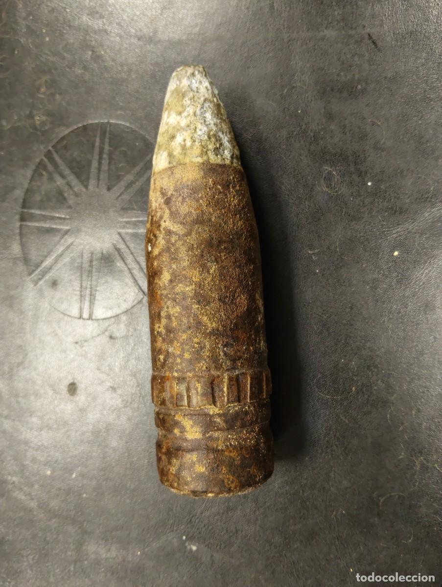 Militaria: MUY ANTIGUO PROYECTIL BALISTICO CON RANURAS EN VAINA