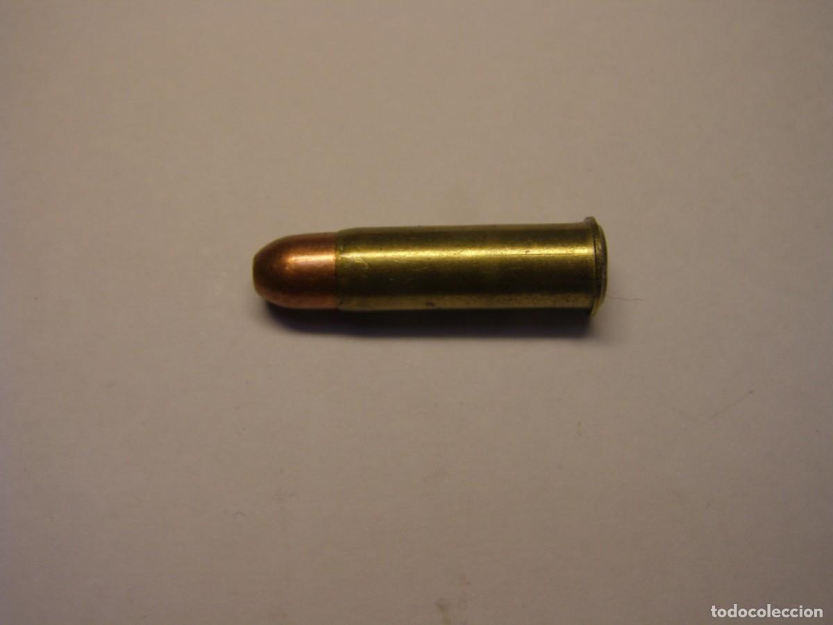 Militaria: Cartucho inerte calibre 8 mm. Lebel de revolver, Guerra Civil Espa&ntilde;ola.