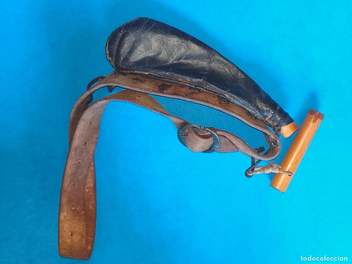 Militaria: Antigua polvera. Con peque&ntilde;o cintur&oacute;n. - Foto 4