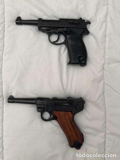 Militaria: Replicas denix, Luger p08, Walther p38.