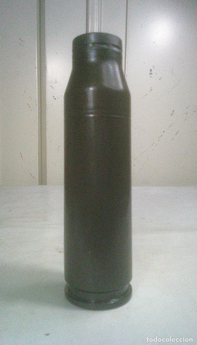 Militaria: VAINA ESPA&Ntilde;OLA SB DE 25X137 25 X 137 DEL CA&Ntilde;ON M242 BUSHMASTER DE 25 MM DEL VEC Y M-2/3 BRADLEY - 2
