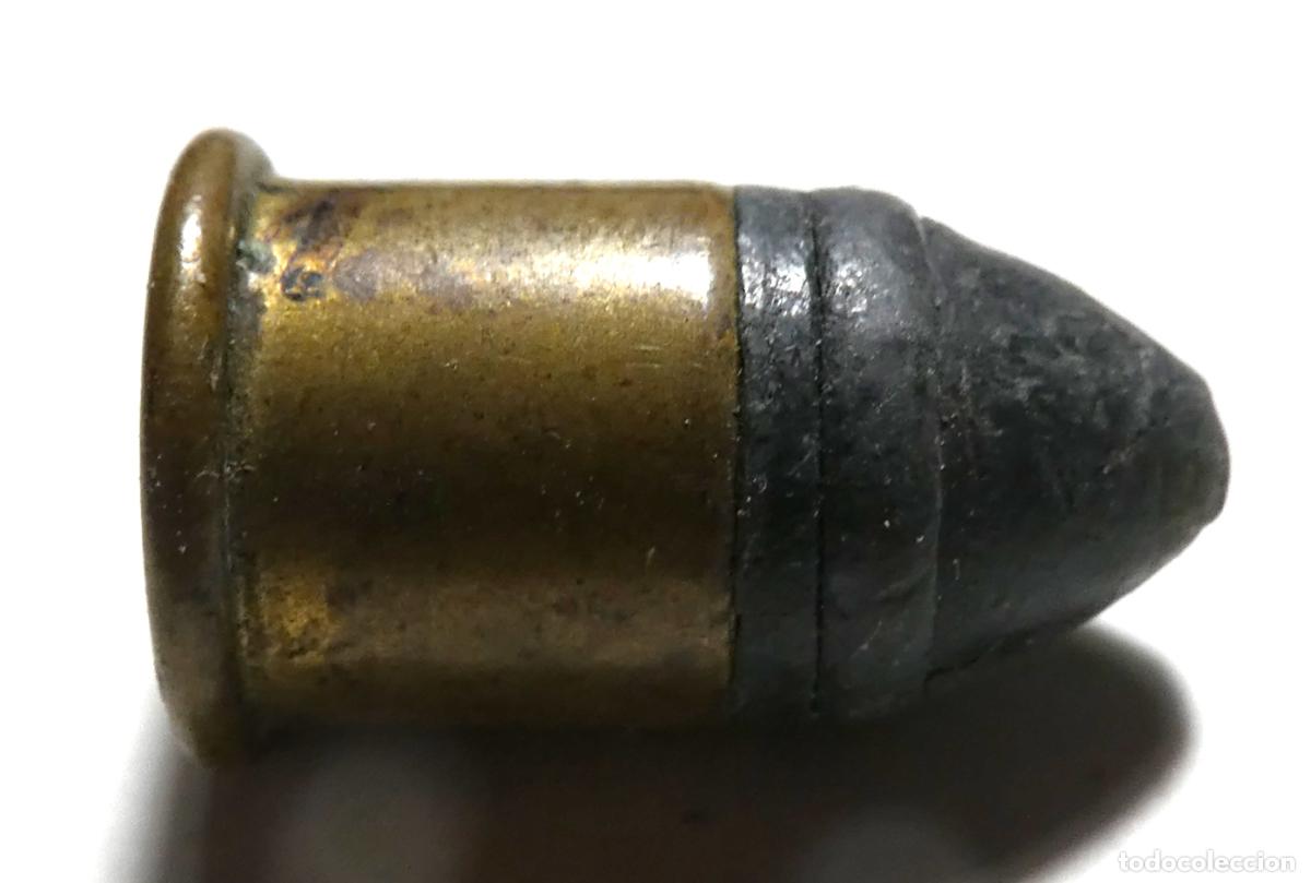Militaria: Cartucho Flobert Blank mide 1,6 cm Francia