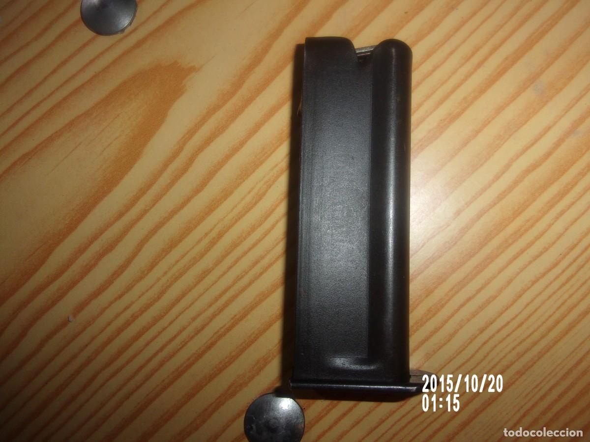 Militaria: CARGADOR PARA PISTOL CAL 22