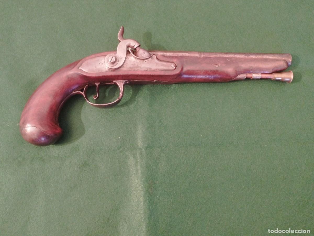 Militaria: Pistola francesa de chispa de alrededor de 1790 transformada a percusi&oacute;n.