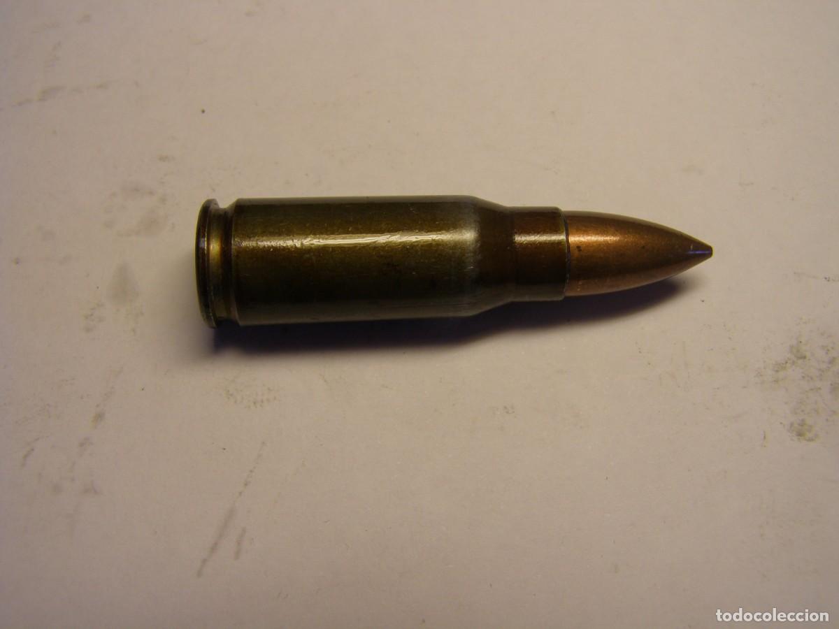 Militaria: Cartucho inerte calibre 7.92 x 33 Kurtz, del STG 44, 2&ordf; G.M., 1944.