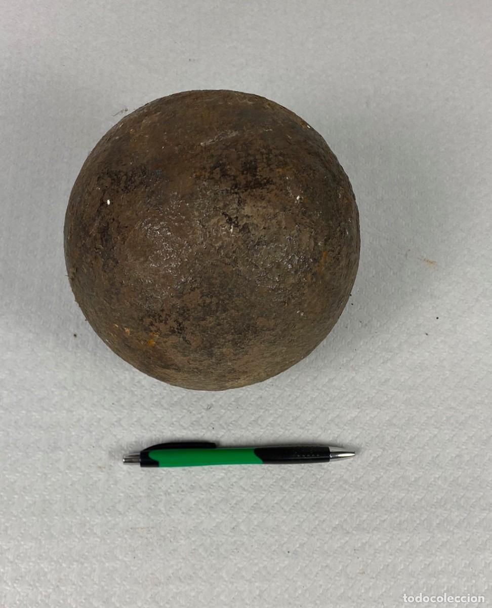 Militaria: Proyectil para ca&ntilde;&oacute;n de Avancarga del Siglo XVIII y XIX BOLA MACIZA 16