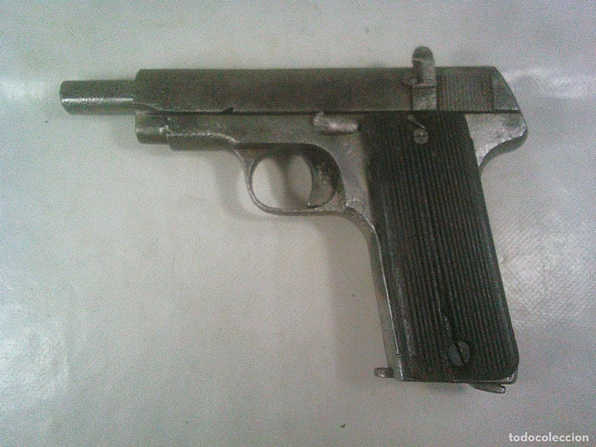 Militaria: PISTOLA LLAMA DANTON 9 MM CORTO TIRO AMETRALLADOR Y CA&Ntilde;ON SOBREDIMENSIONADO CERTIFICADO BOPE 2026
