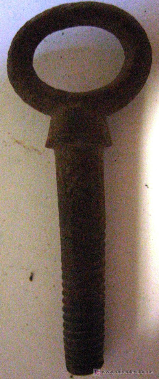 Militaria: Tornillo de la llave de piedra, mide 65 cms - Foto 1