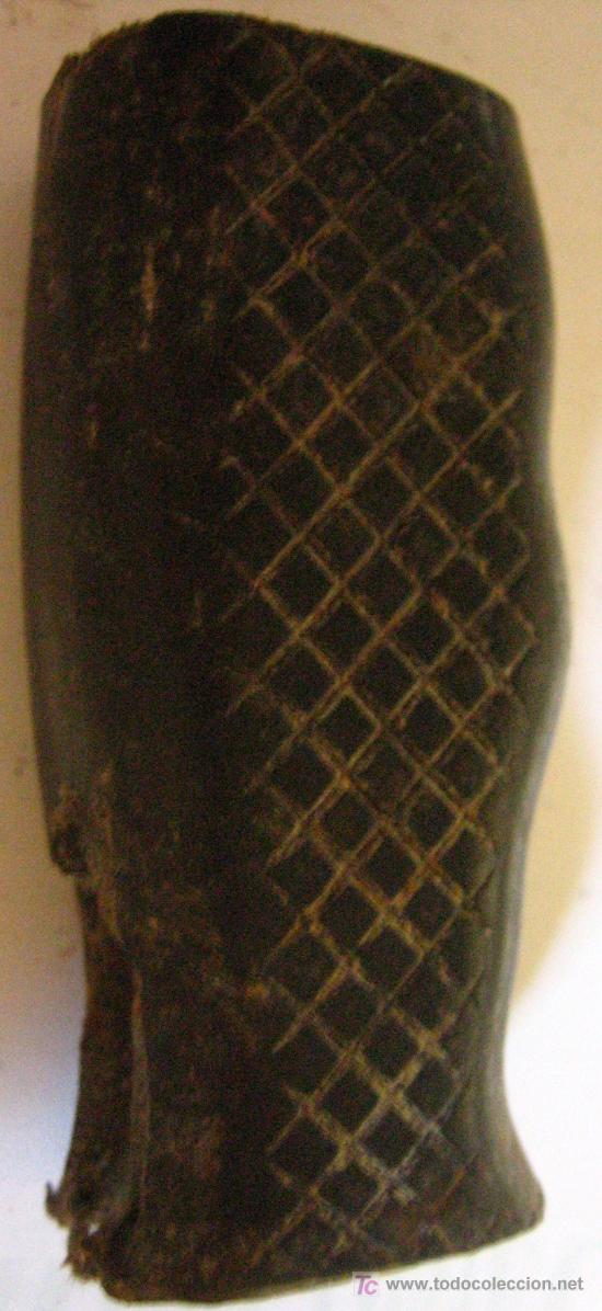 Militaria: Cacha de bayoneta Cetme - Foto 1