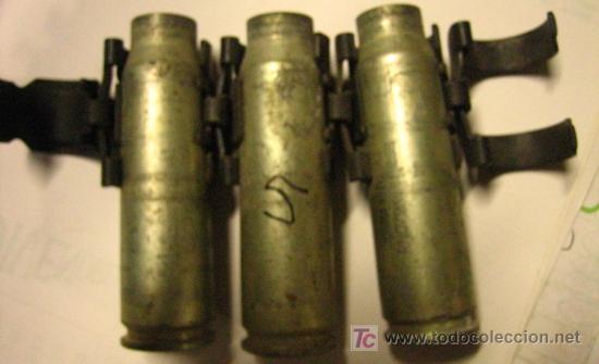 Militaria: 3 vainas con grapa - Foto 1