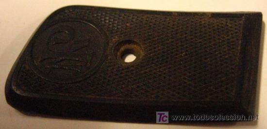 Militaria: Una cacha PN - Foto 1