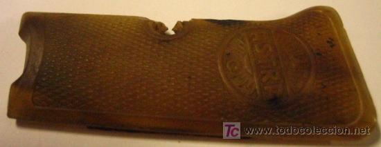 Militaria: Una cacha ASTRA - Foto 1