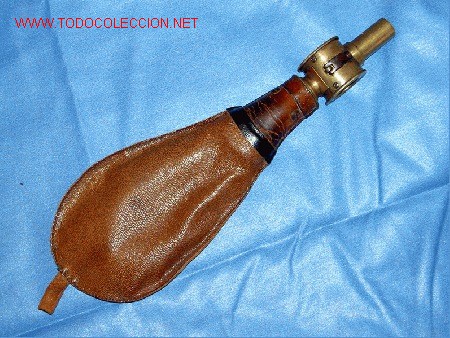 Militaria: POLVORERA CON VISOR DE CARGA - Foto 1