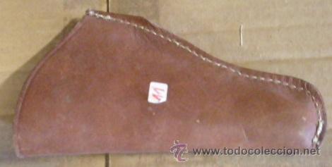 Militaria: Revolvera de pinza, de 13 cms - Foto 1