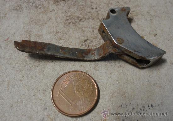 Militaria: Pieza de arma corta - Foto 1